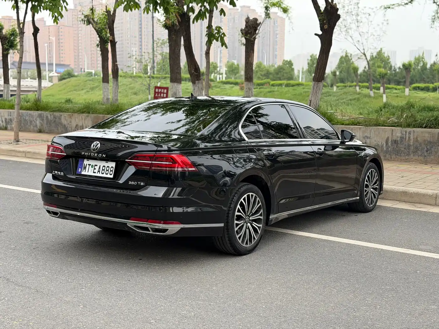 Volkswagen Phideon 2021 380TSI Luxury Edition фото 7