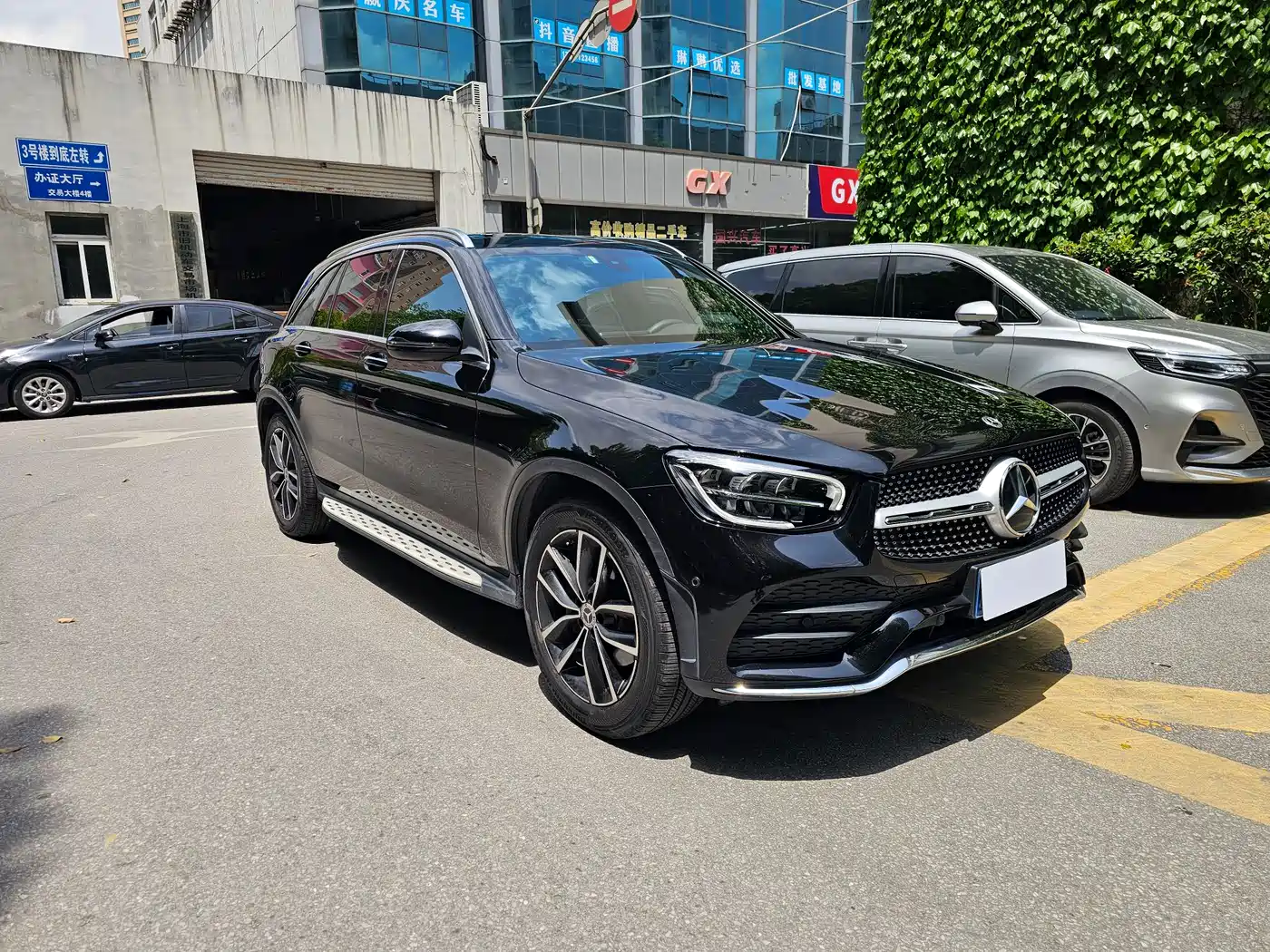 Mercedes-Benz GLC 2022 Facelift II GLC 260 L 4MATIC Luxury фото 3