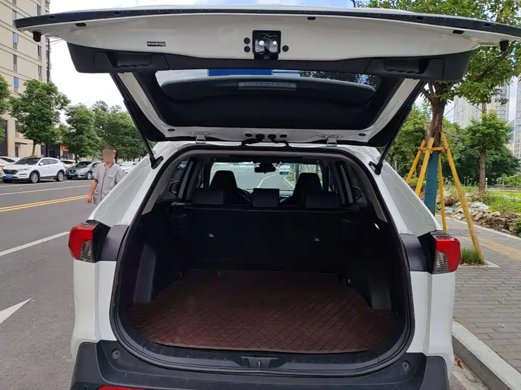 Toyota RAV4 2023 2023 Hybrid 2.5L E-CVT 2WD Elite Plus Edition