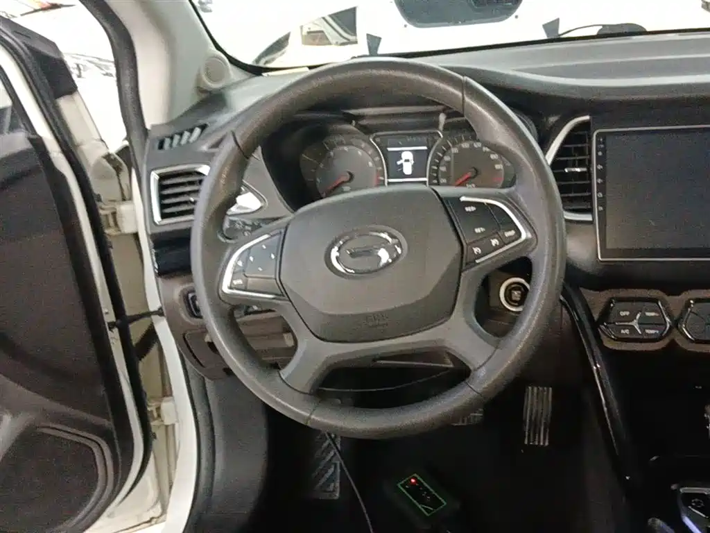 GAC Trumpchi Trumpchi GS4 2017 235T G-DCT 2WD Elite фото 7