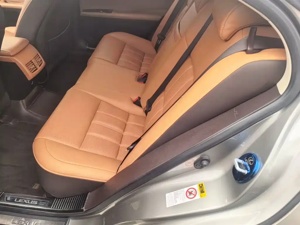 Lexus ES 2015 200 Elite Edition фото 17