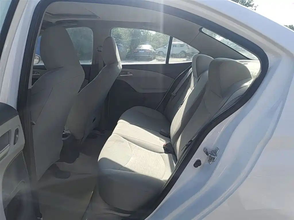 Chevrolet Sail 2018 Sail 3 1.3L Manual Comfort Sunroof фото 17