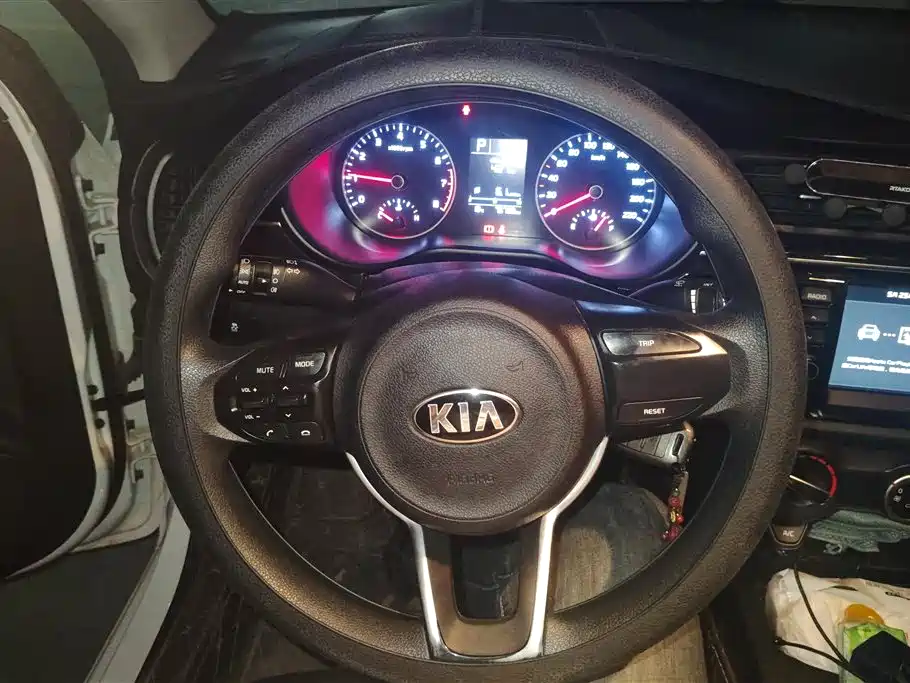 Kia K2 2017 Sedan 1.4L AT 15th Anniversary Special Edition GLS фото 15