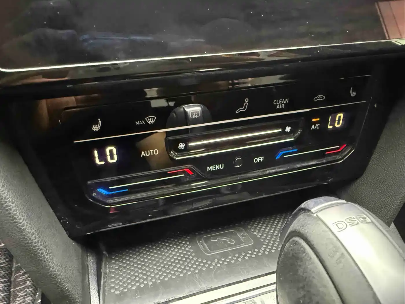 Volkswagen Magotan 2020 330TSI DSG Luxury фото 12