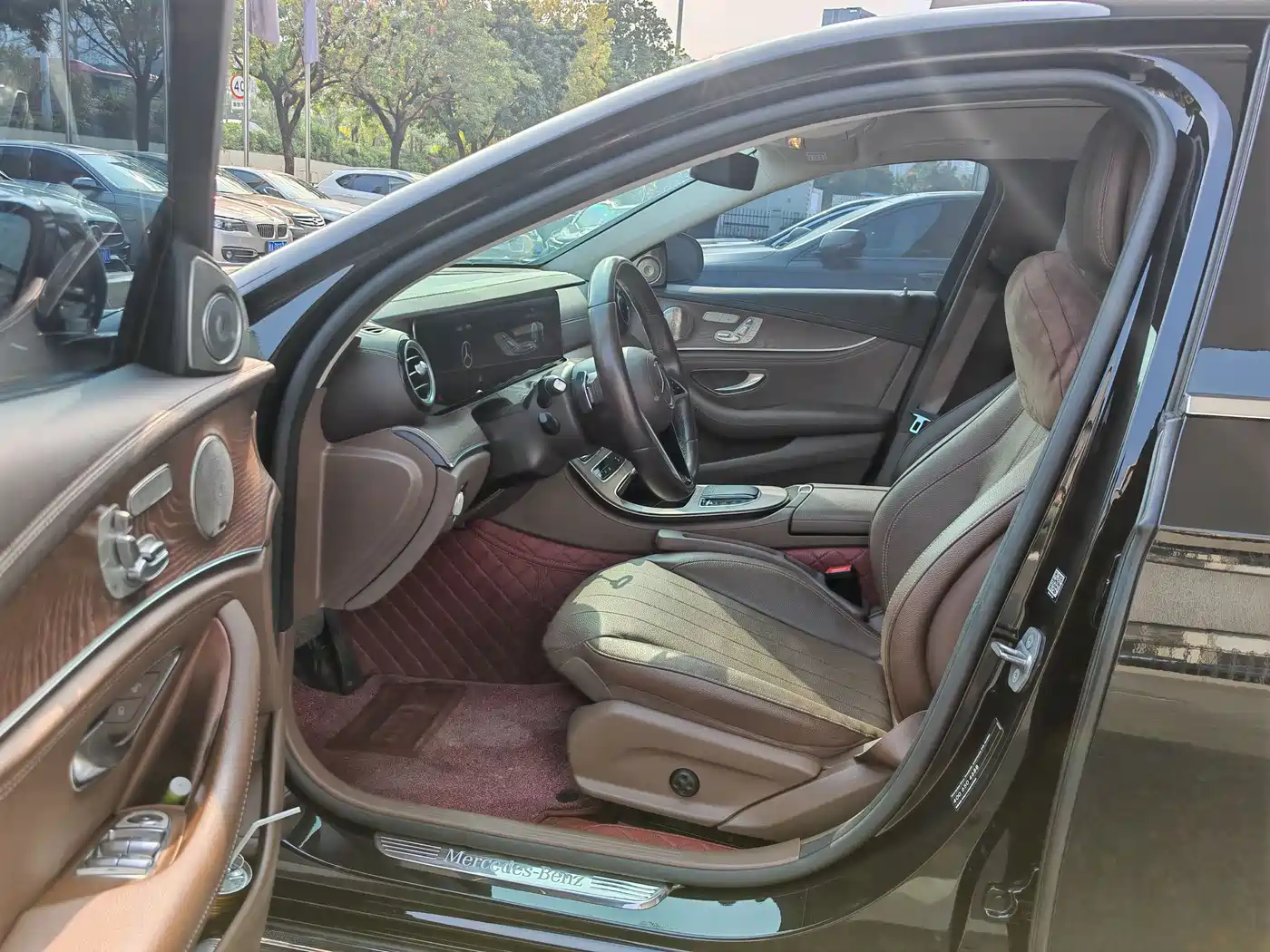 Mercedes-Benz E-Class 2022 E 300 L Luxury фото 5