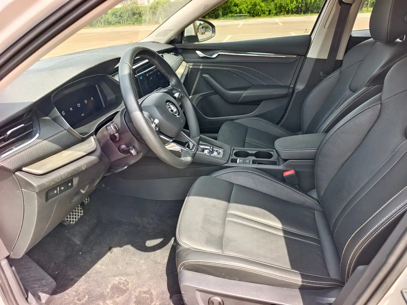 Škoda Octavia 2022 PRO TSI280 Luxury Edition фото 7