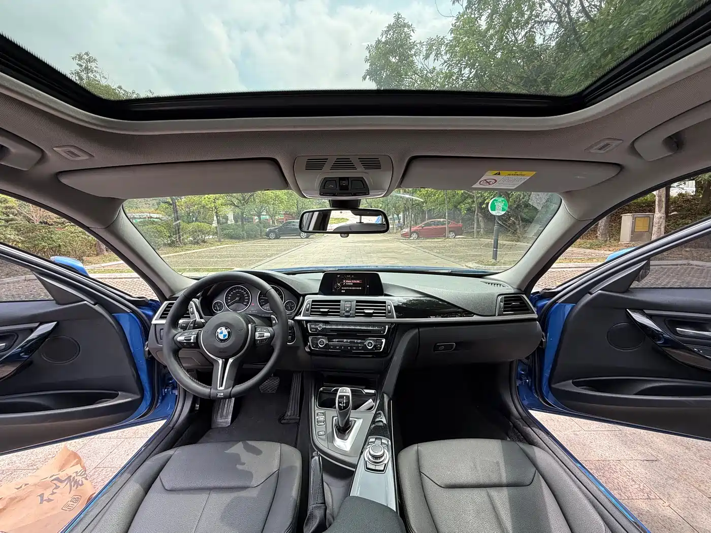 BMW 3 Series 2017 320Li M Sport фото 7