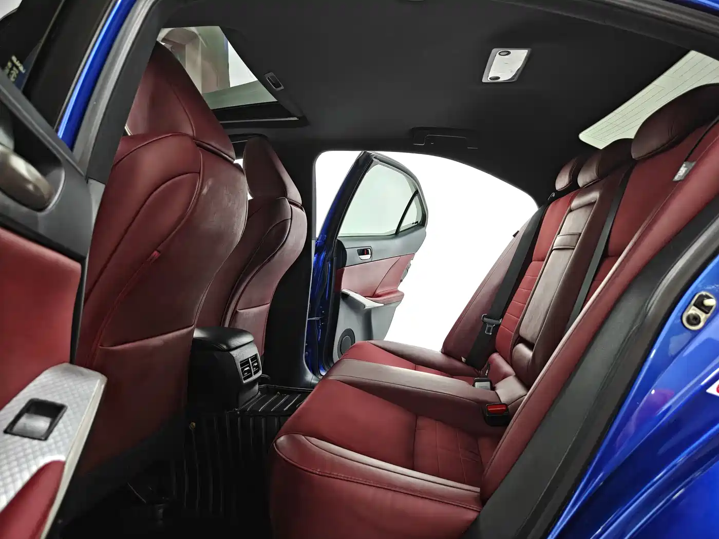 Lexus IS 2017 300 F SPORT фото 9