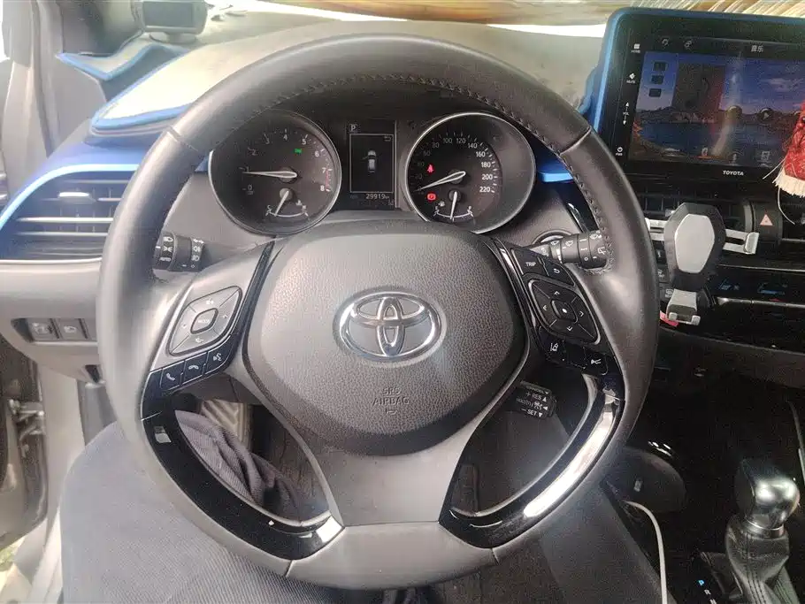 Toyota IZOA 2018 2.0L Yichi Edition China V фото 14