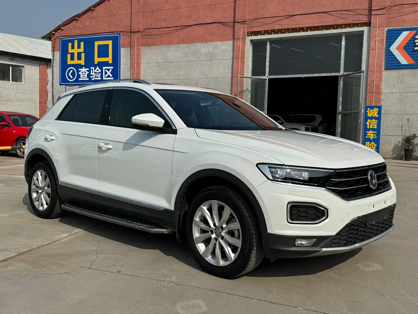 Volkswagen T-ROC 2019 230TSI DSG 2WD Progressive Type China V фото 3