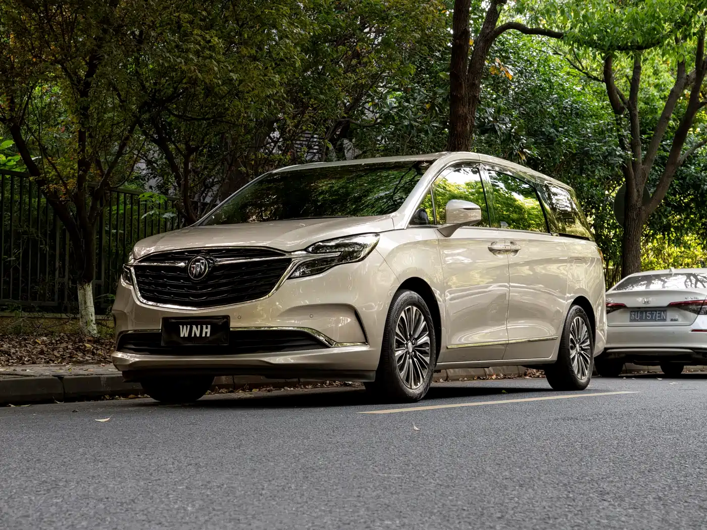 Buick GL8 2021 ES Landlord 653T Flagship