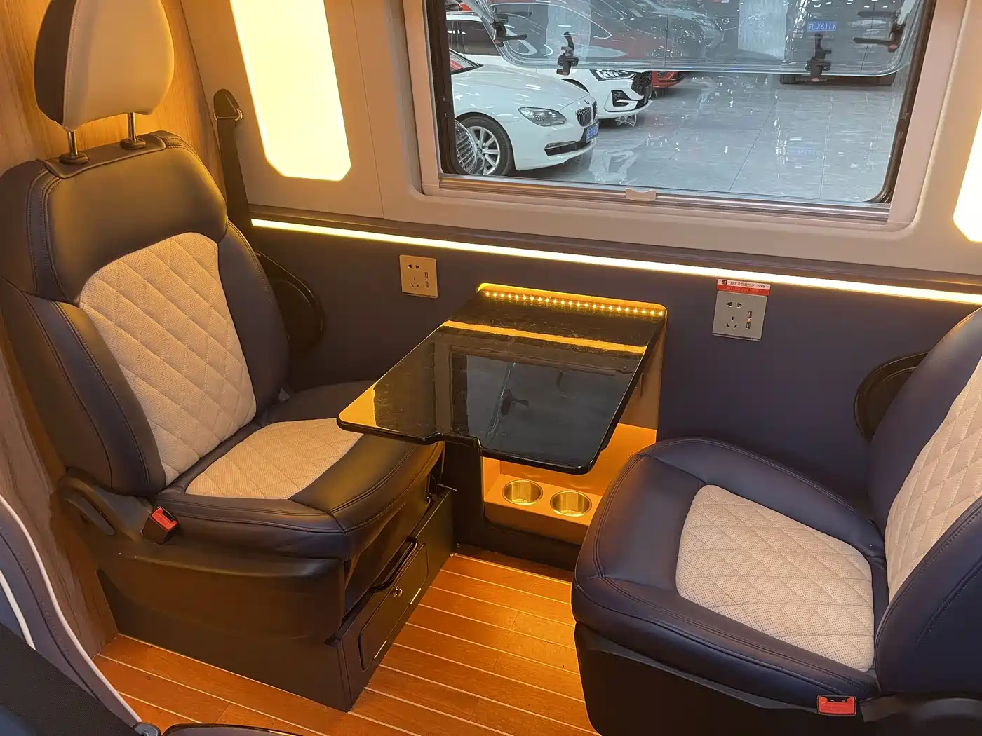SAIC Maxus MAXUS V90 RV 2021 2.0T Travel Home V90 Self-Contained Class B RV Luxury Transverse Bed фото 10