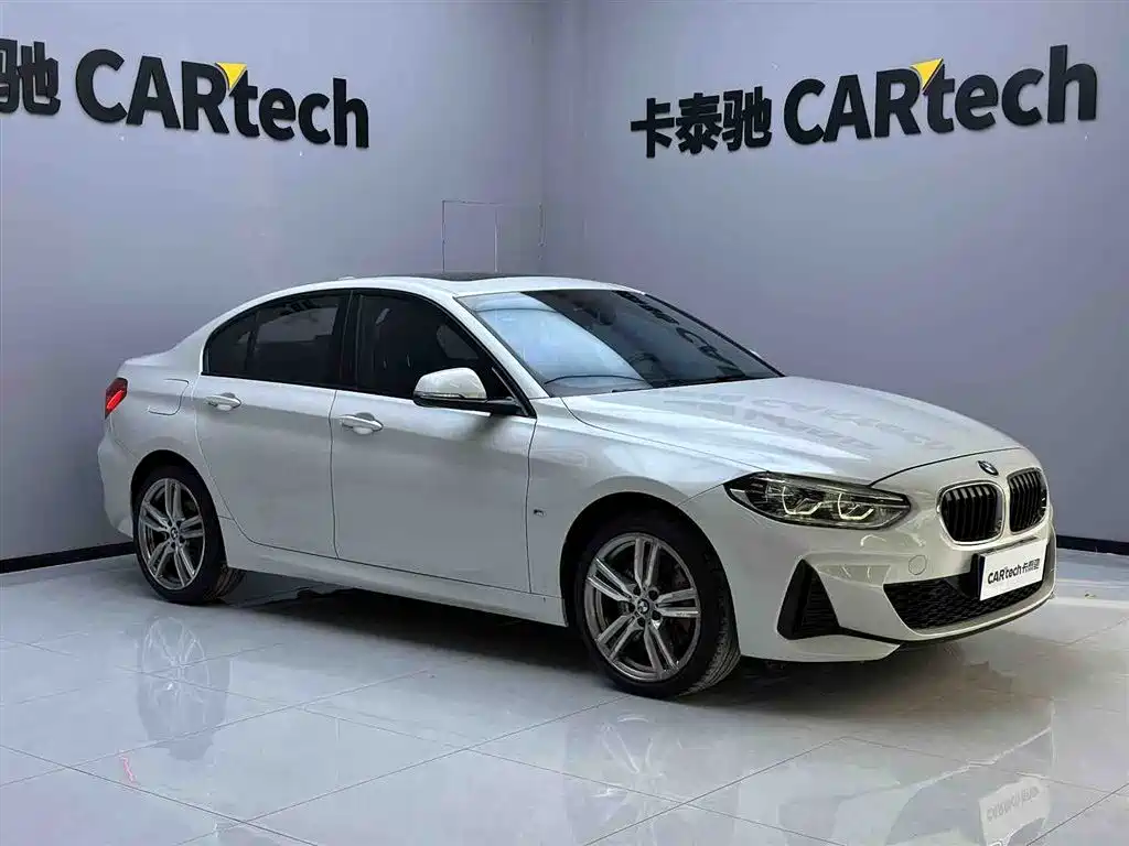 BMW 1 Series 2020 Model 125i Leading M Sport Package фото 2