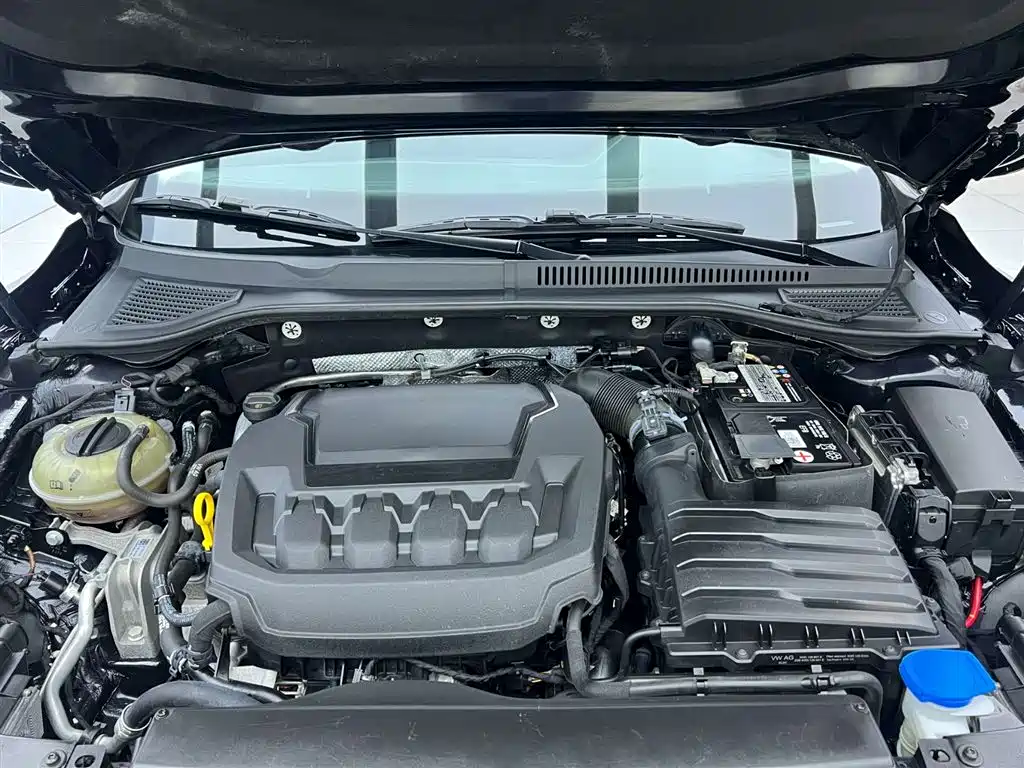 Volkswagen Passat 2023 330TSI Starlight Elite Edition фото 9
