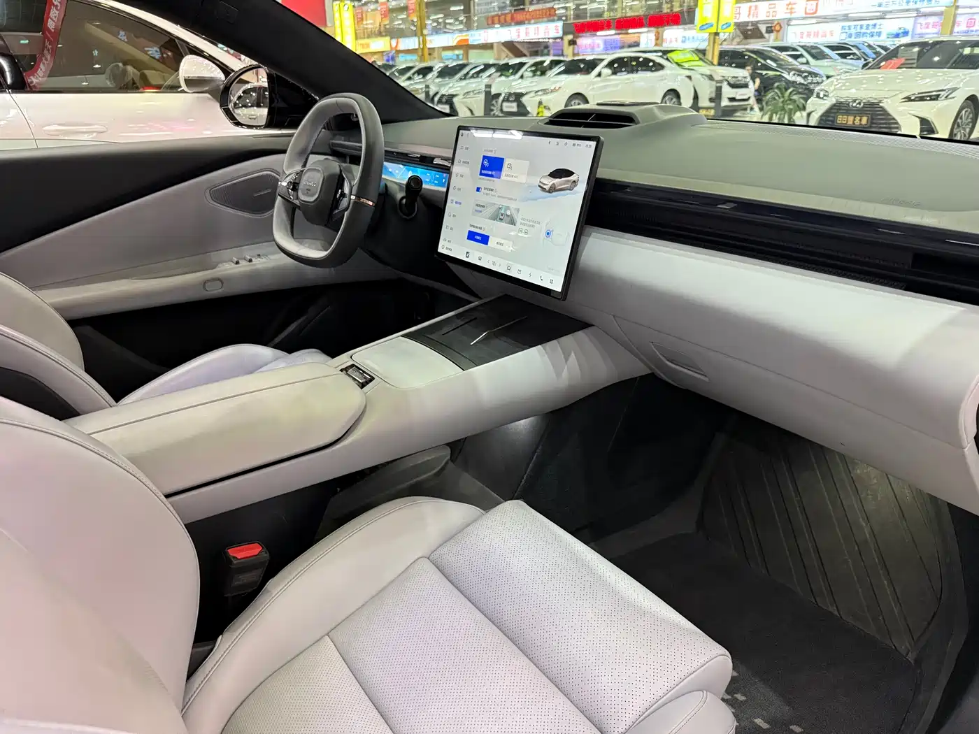 Lynk & Co Z10 2025 95kWh 702km AWD Smart Drive Ultra фото 29
