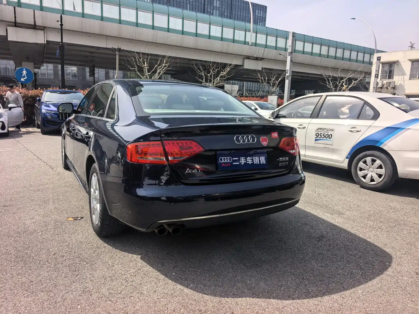 Audi A4L 2012 2.0 TFSI Automatic Luxury фото 4