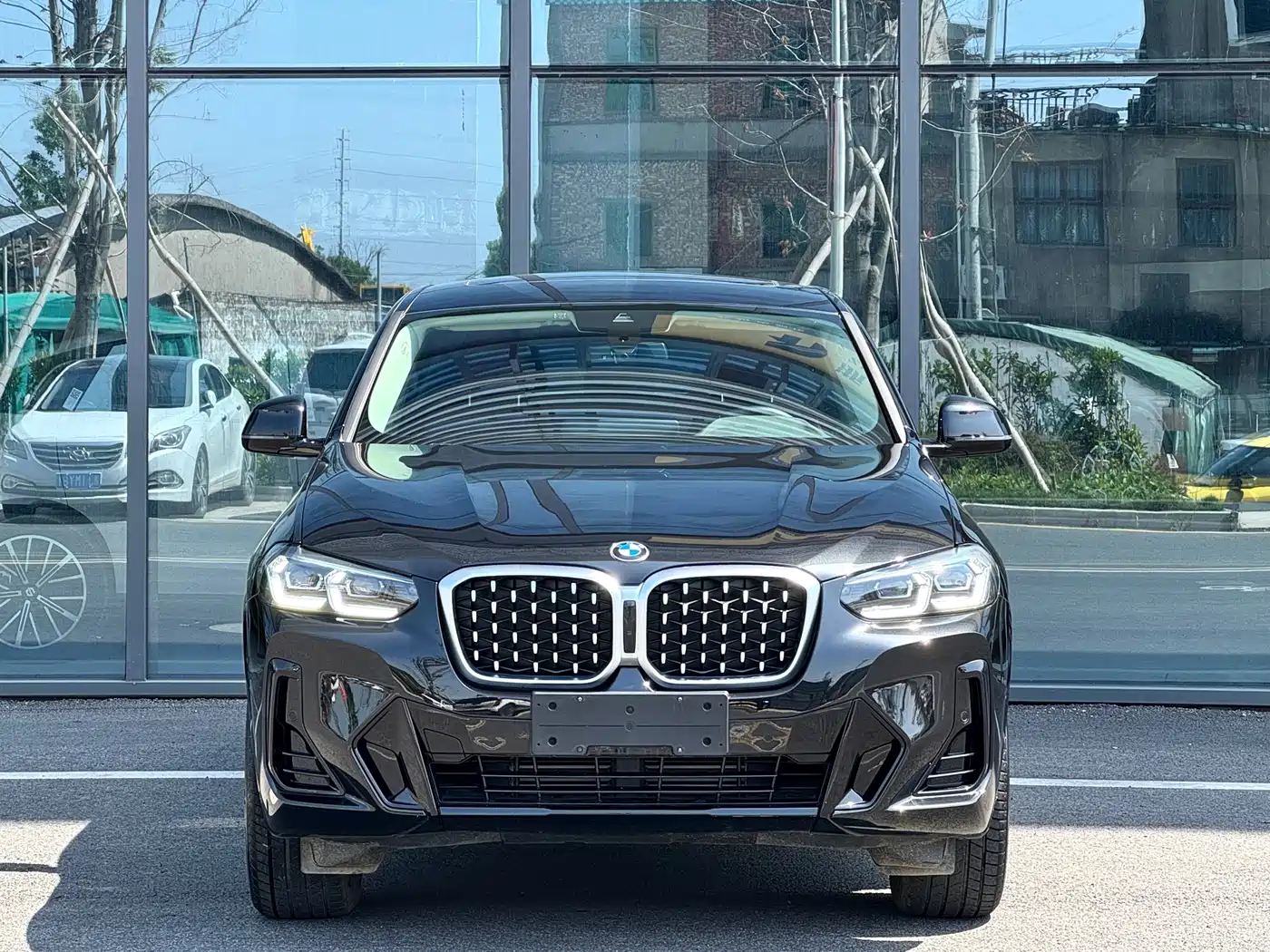 BMW X4 2022 xDrive 25i M Sport Package фото 2