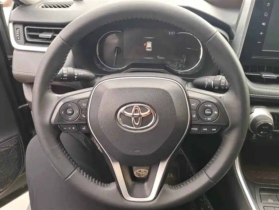 Toyota RAV4 Rongfang 2020 2.0L CVT 4WD Premium Edition фото 15