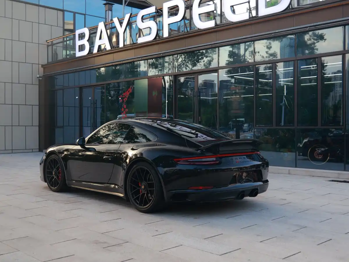 Photo 30 - Porsche 911