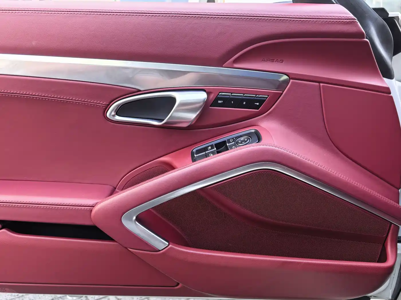Porsche 718 2018 Cayman 2.0T фото 9