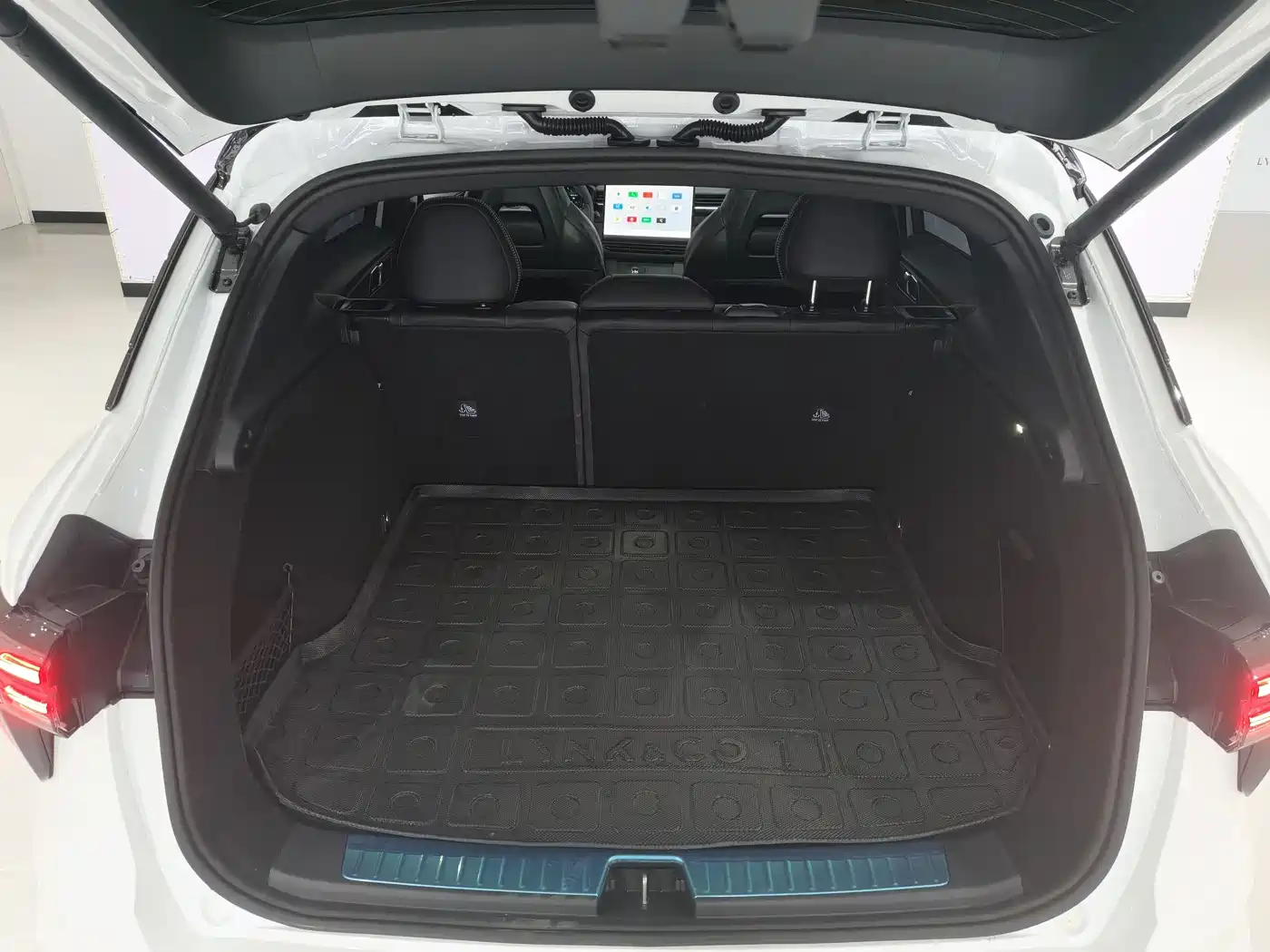 LYNK 01