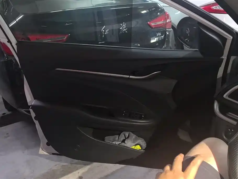 Buick Excelle 2019 18T Auto Connected Elite China VI фото 7