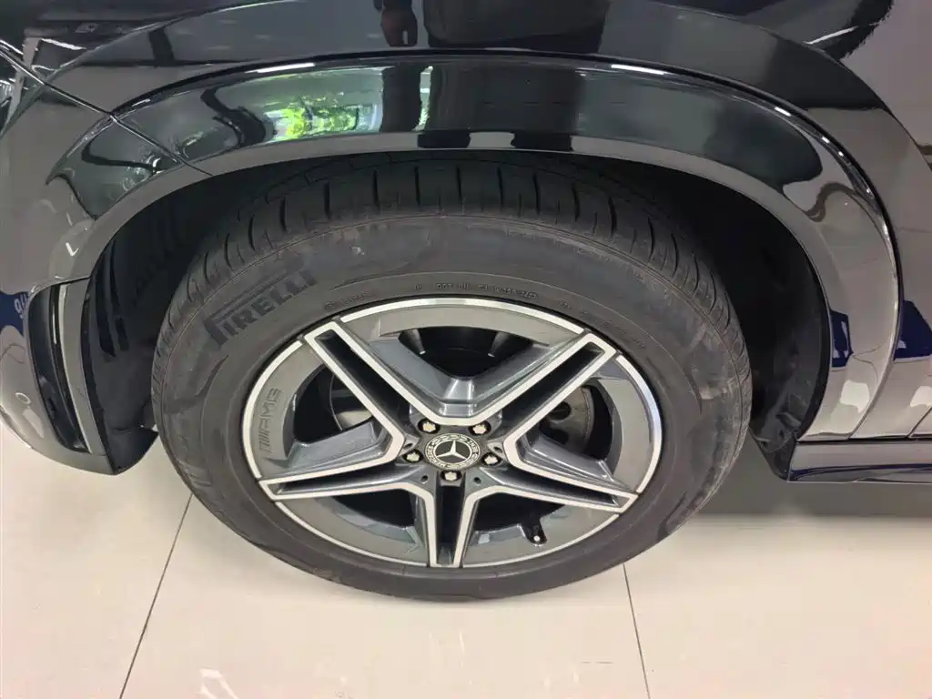 Mercedes-Benz GLE 2020 Facelift GLE 350 4MATIC Luxury фото 3