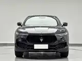 Photo 2 - Maserati Levante