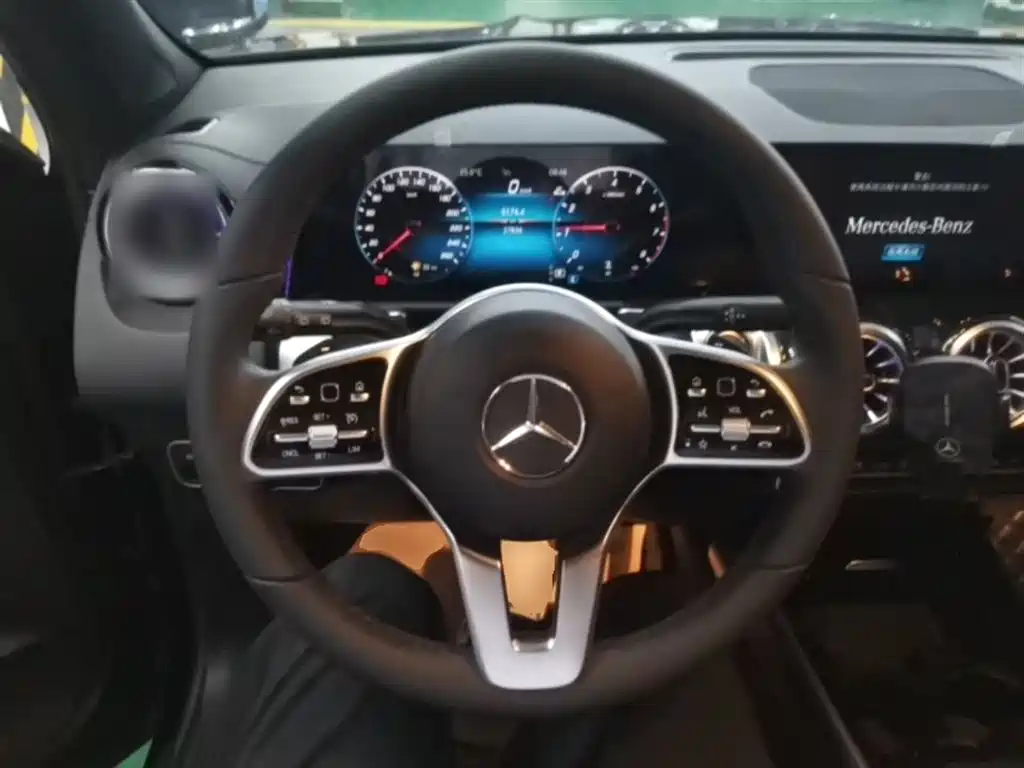 Mercedes-Benz GLB 2023 GLB 220 Dynamic фото 11