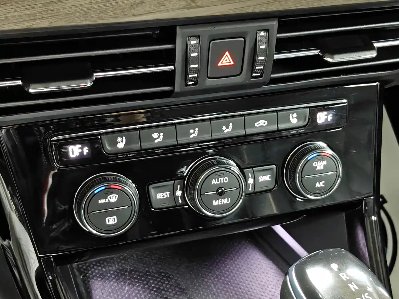 Volkswagen Passat 2019 330TSI Luxury Edition China VI фото 14