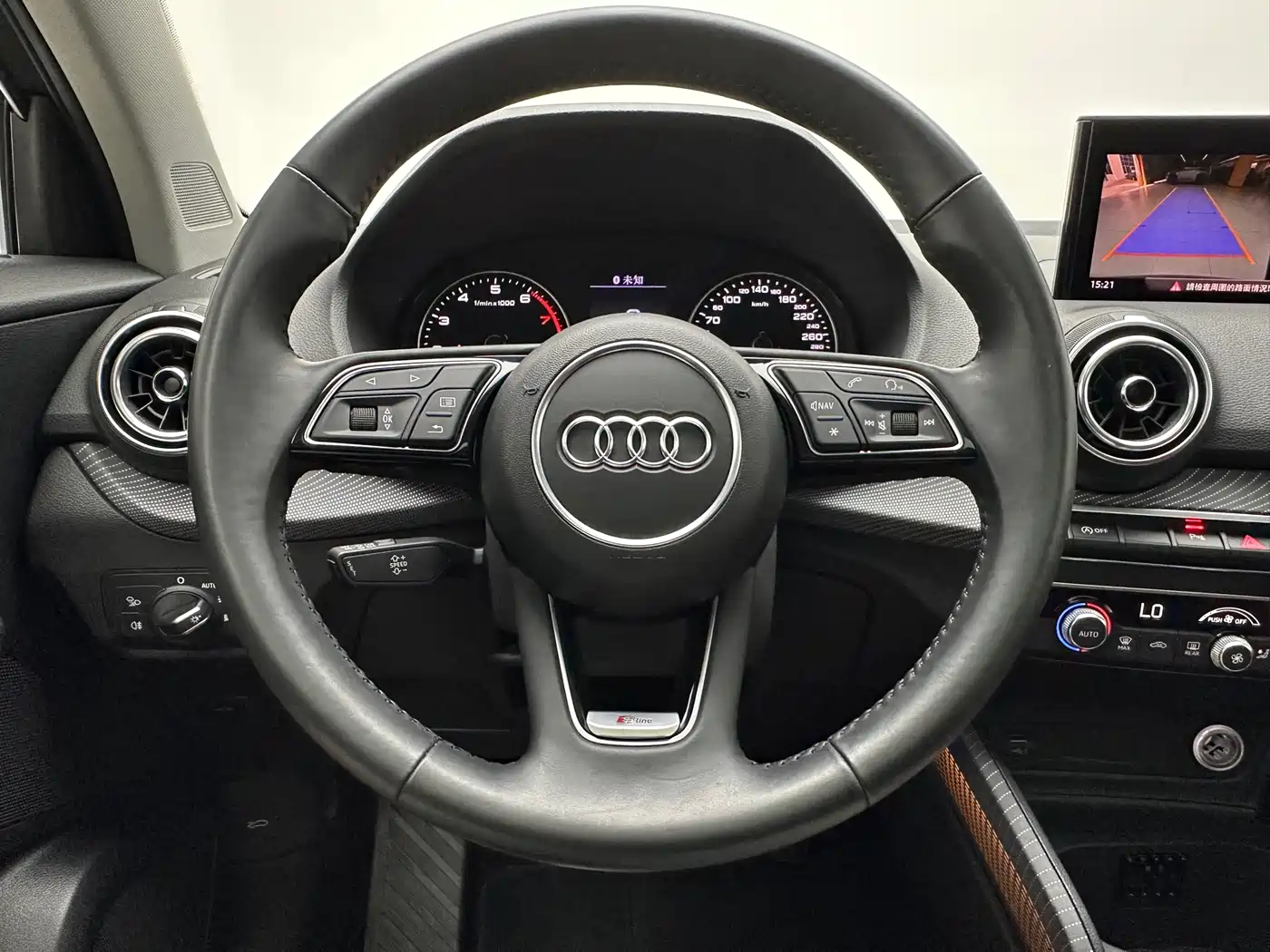 Audi Q2L 2021 Model 35 TFSI Fashion Dynamic фото 18