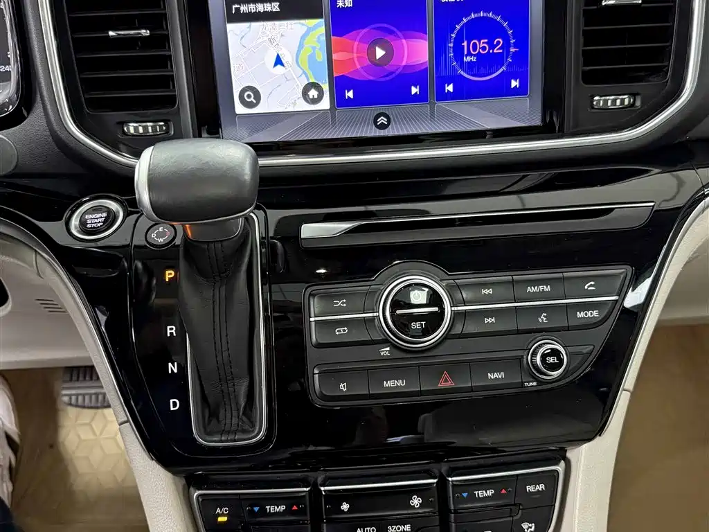 GAC Trumpchi Trumpchi M8 2018 320T Premium Edition фото 18