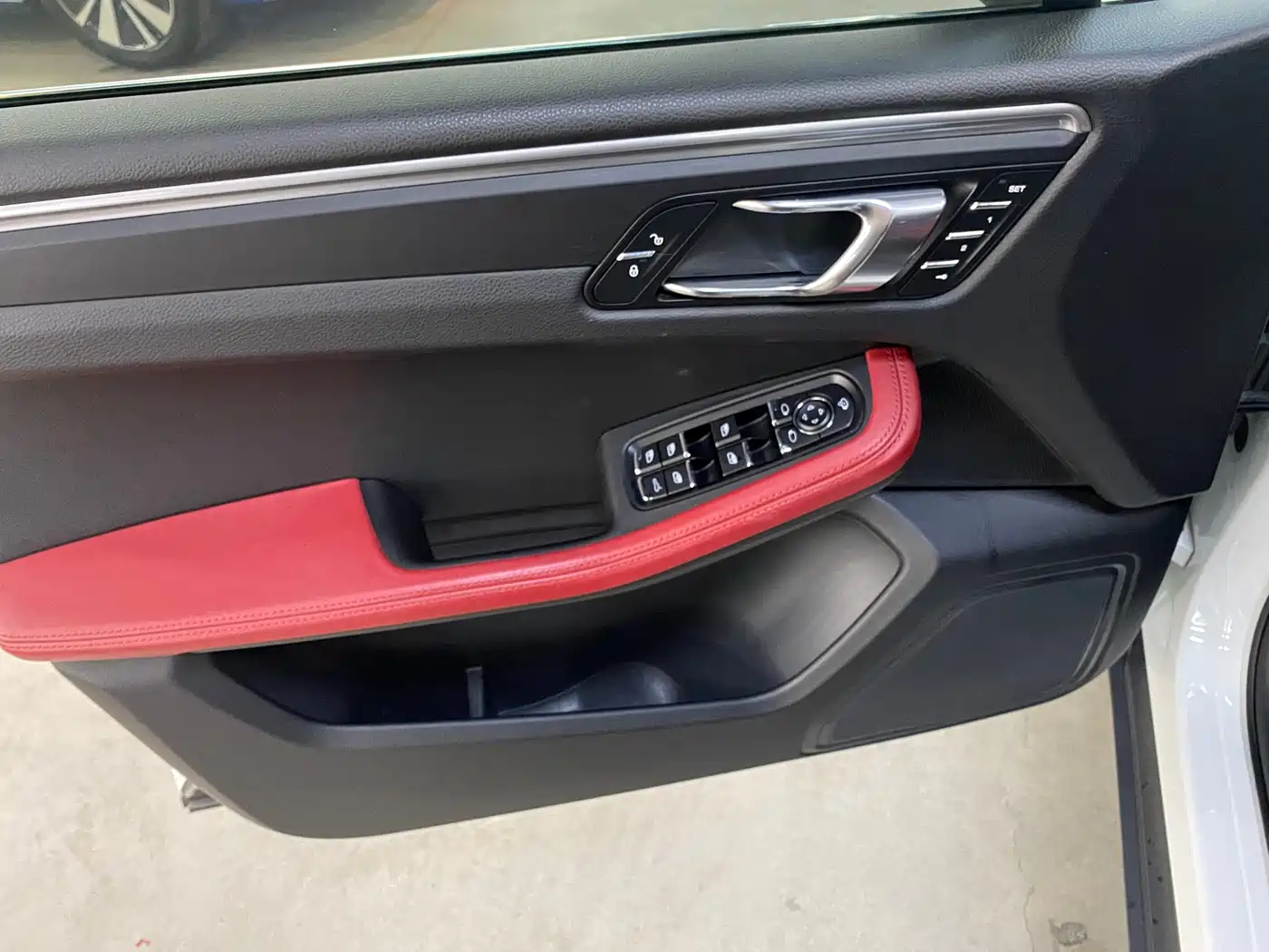 Porsche Macan 2017 Macan 2.0T фото 17