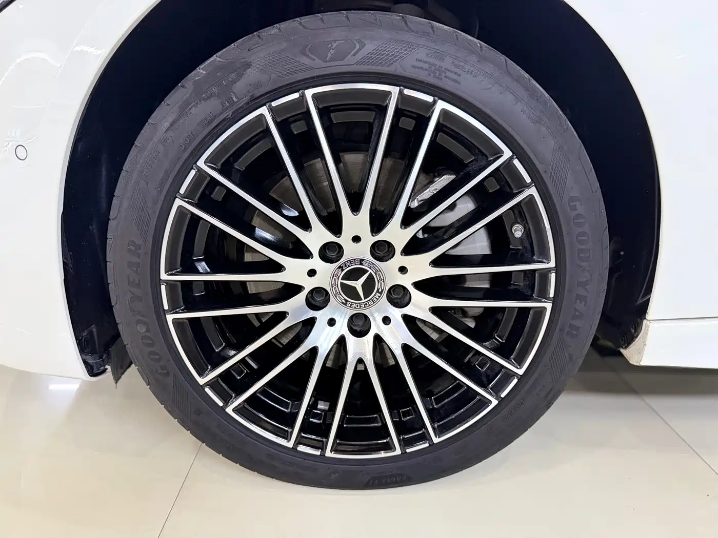 Mercedes-Benz C-Class 2024 C 260 L Sport фото 5