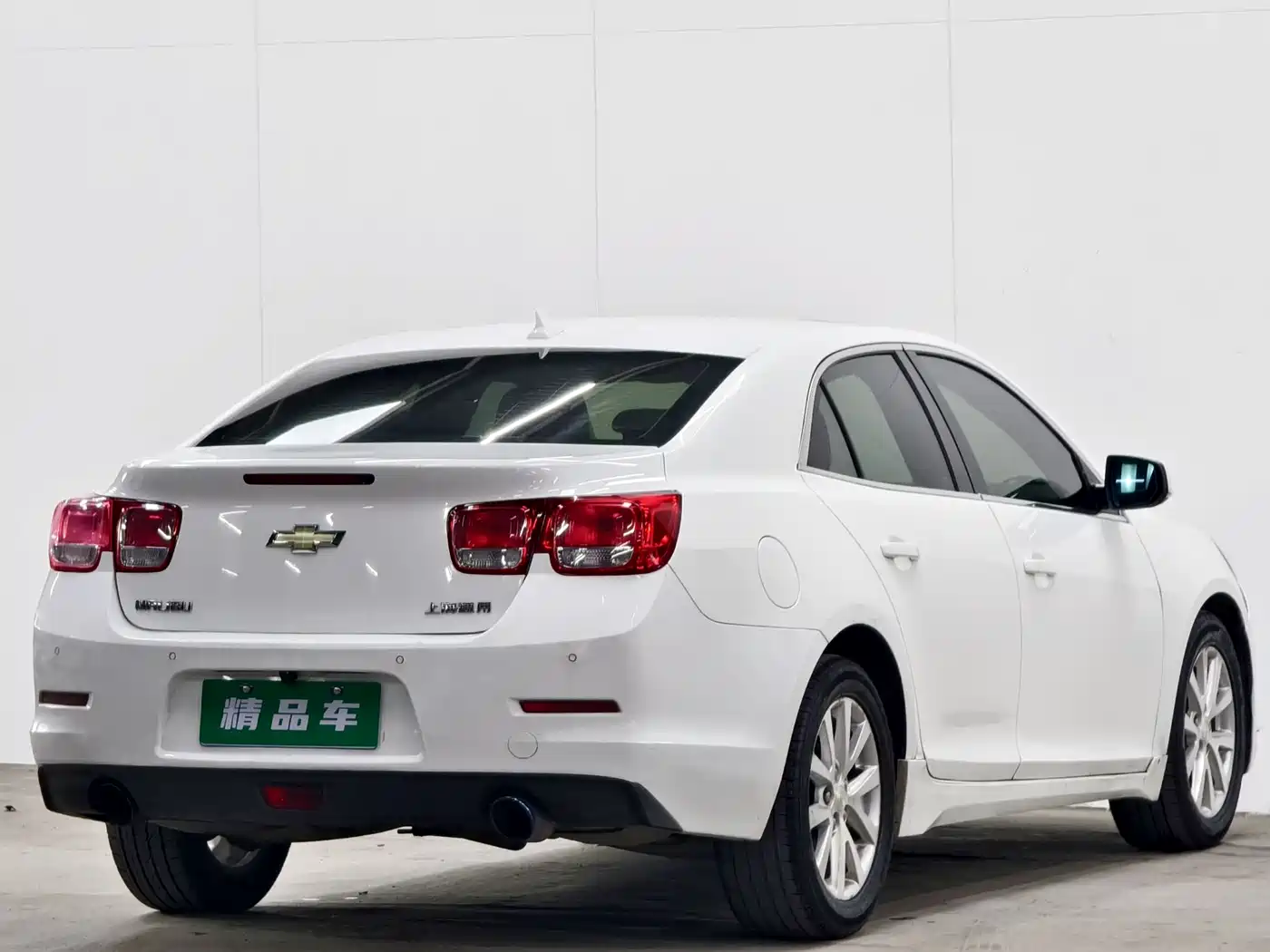 Chevrolet Malibu 2014 2.0L Automatic Luxury фото 4