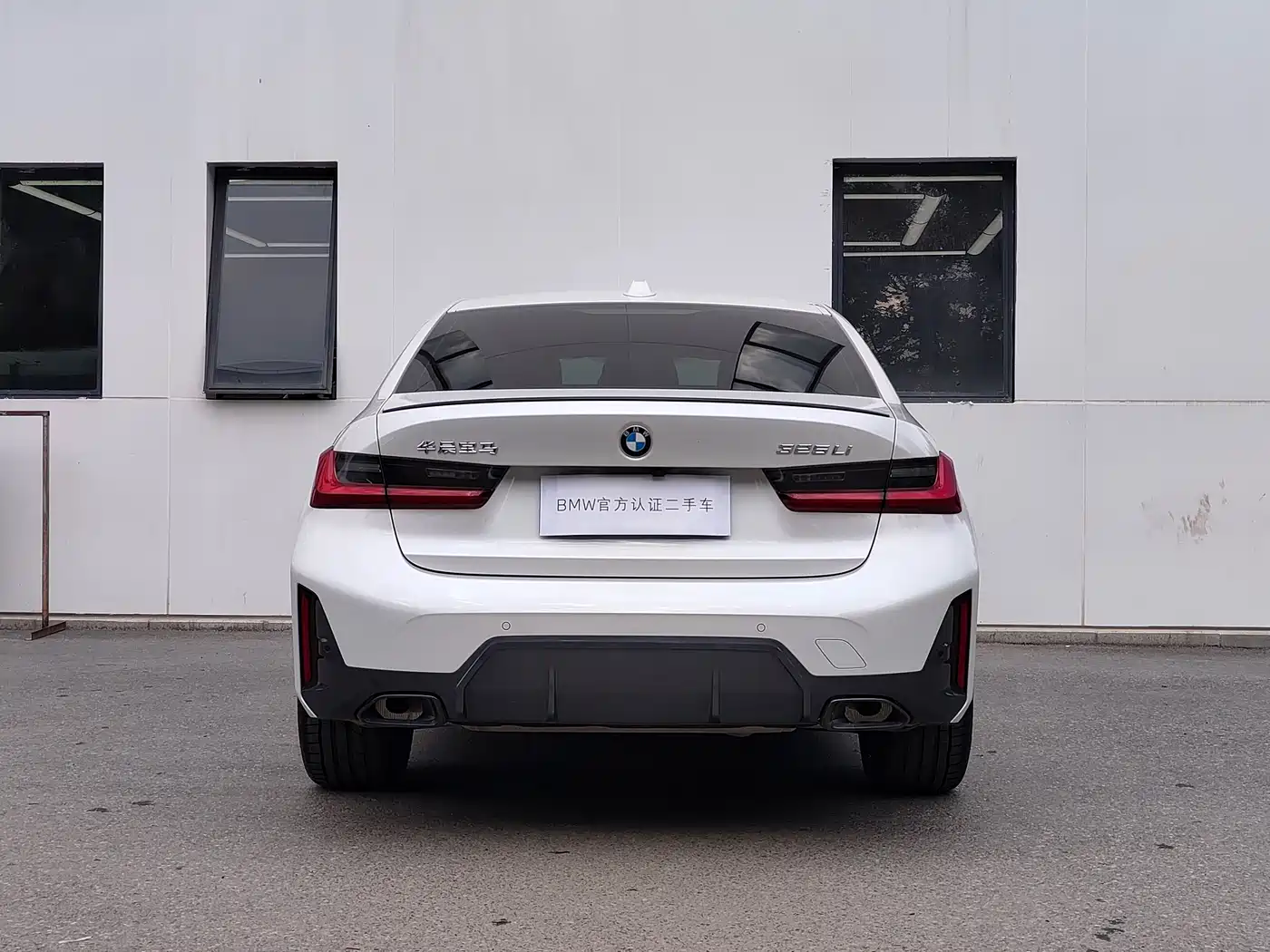 BMW 3 Series 2023 325Li M Sport Black Night Package фото 21