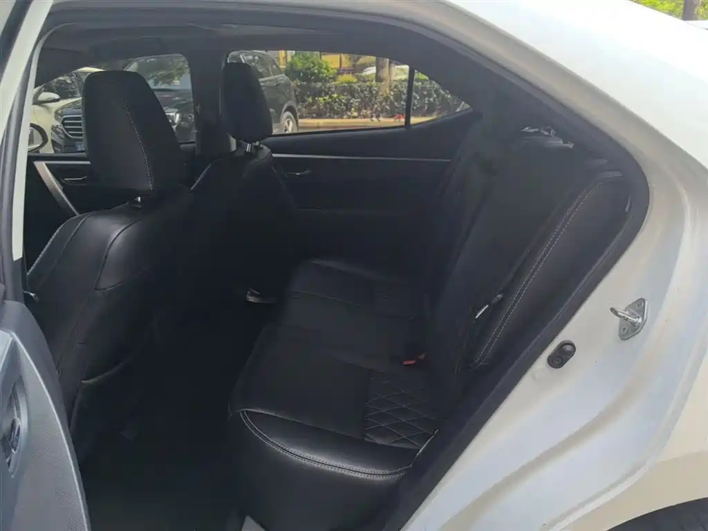 Toyota Levin 2017 Facelift 185T CVT Elite (China V) фото 17