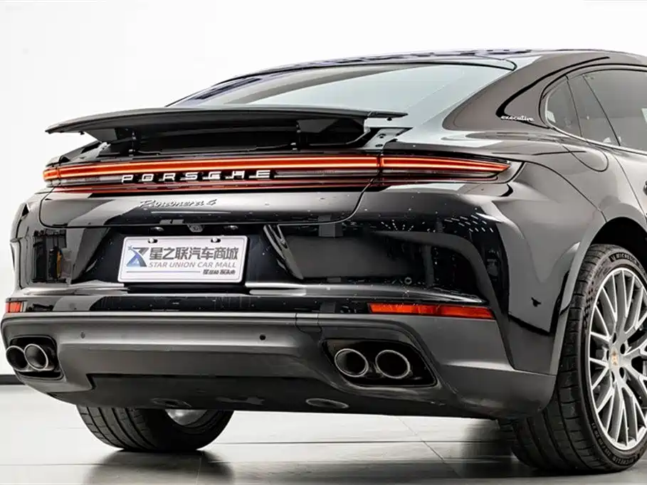 Porsche Panamera 2024 Panamera 4 Executive Long Wheelbase 2.9T фото 7