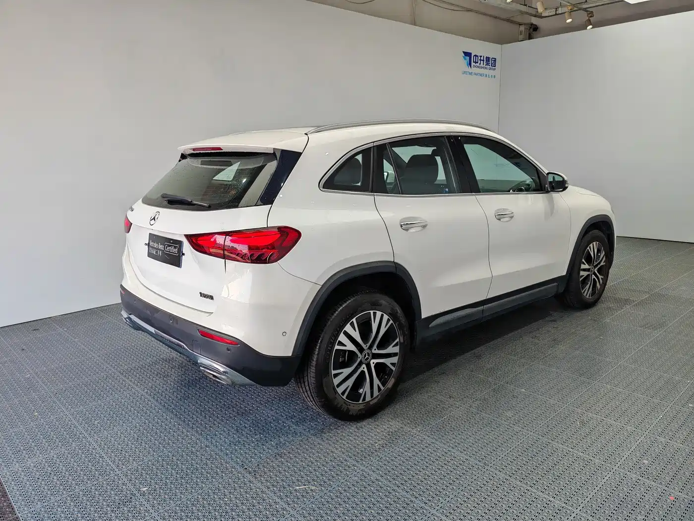 Mercedes-Benz GLA 2025 2024 GLA 220