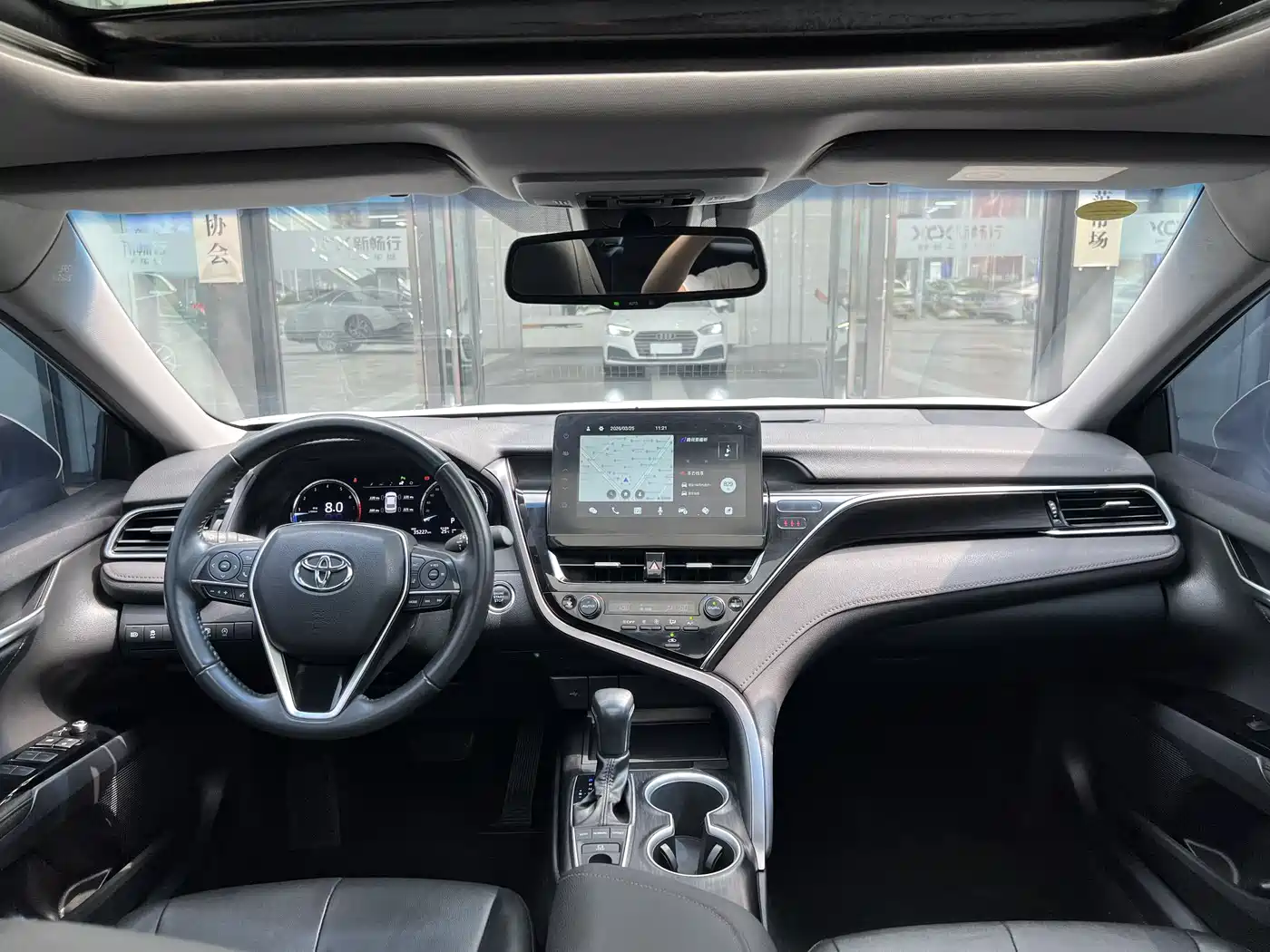 Toyota Camry 2023 2.5G Luxury Edition фото 8
