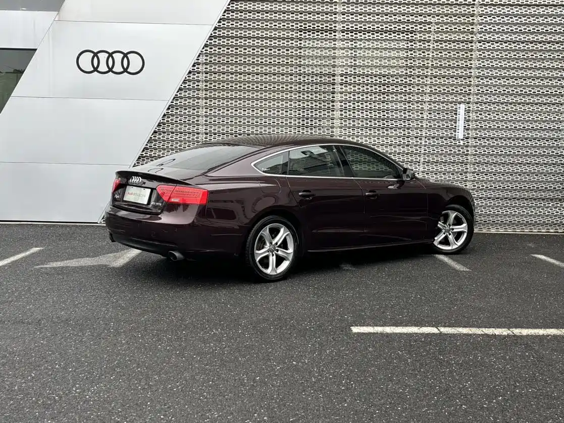 Audi A5 (Import) 2014 Sportback 45 TFSI фото 4