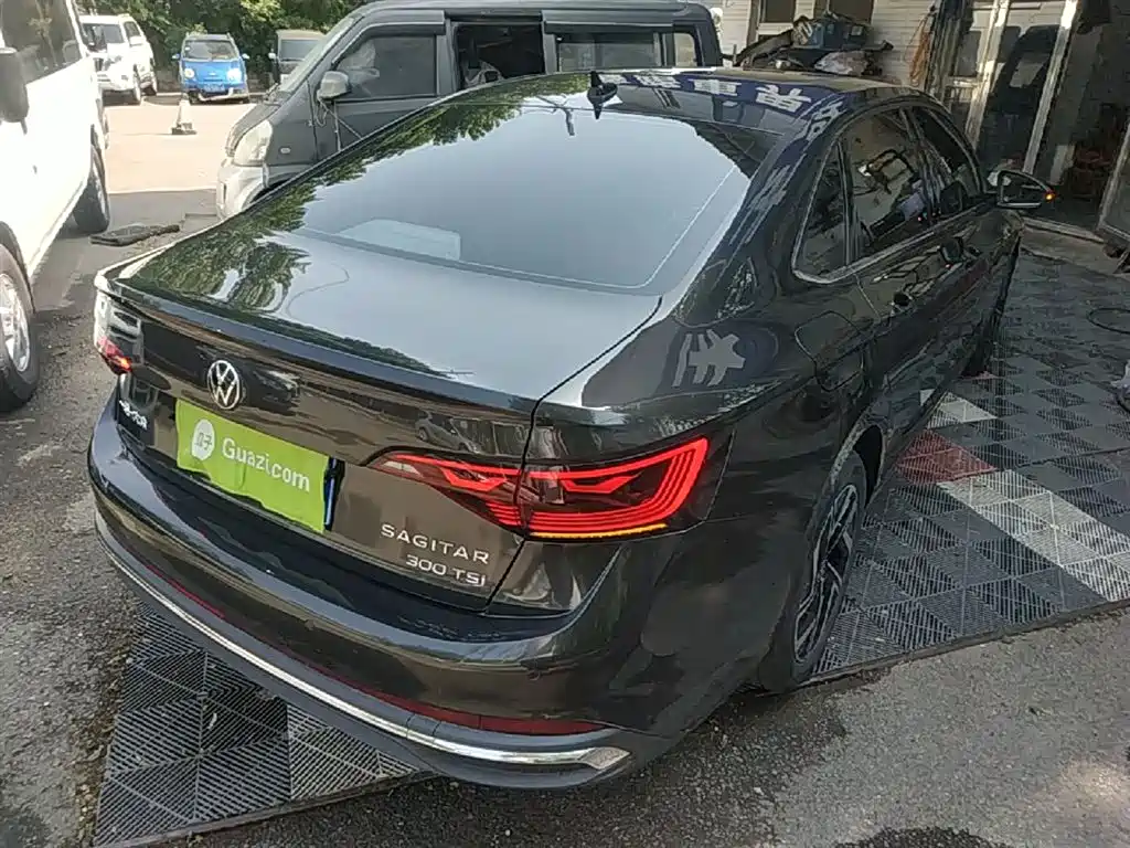 Volkswagen Sagitar 2023 300TSI DSG Leap Edition фото 7