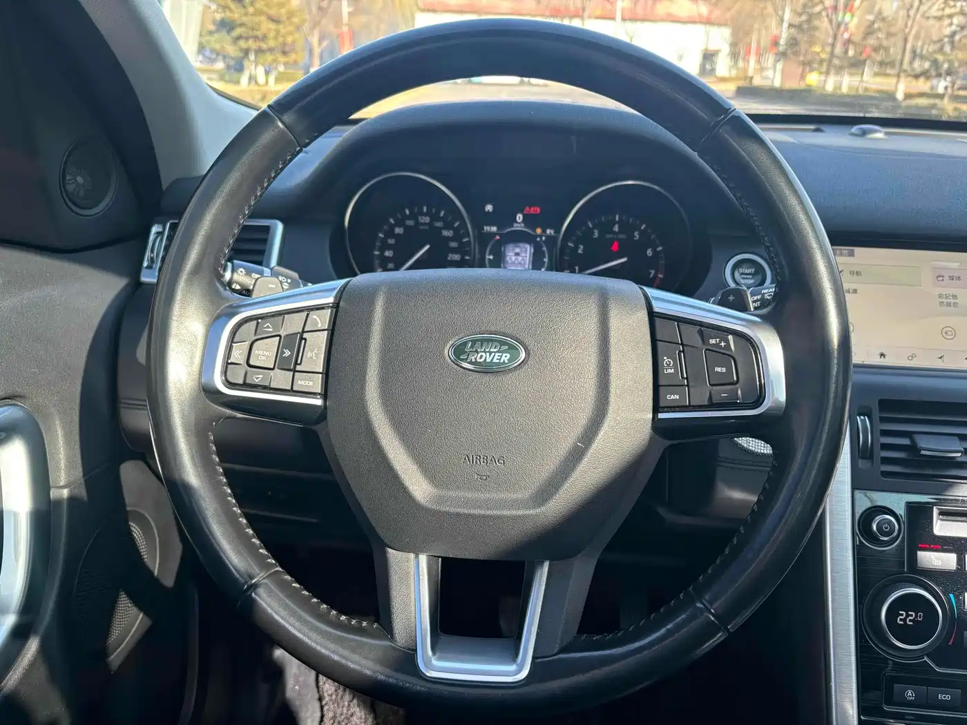 Land Rover Discovery Sport 2019 240PS HSE LUXURY Edition China V фото 19