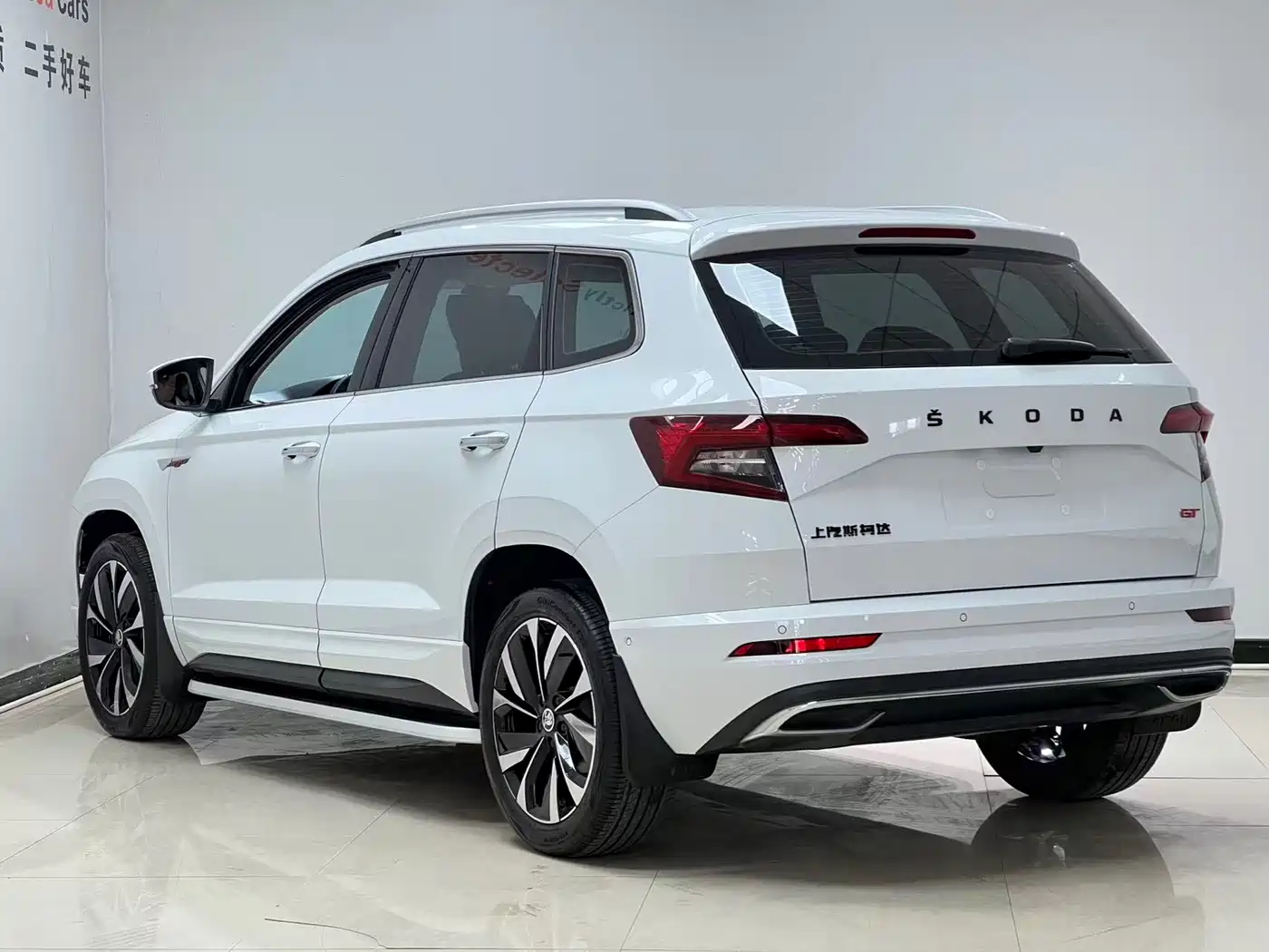 Škoda Karoq 2023 TSI280 Luxury Edition фото 6