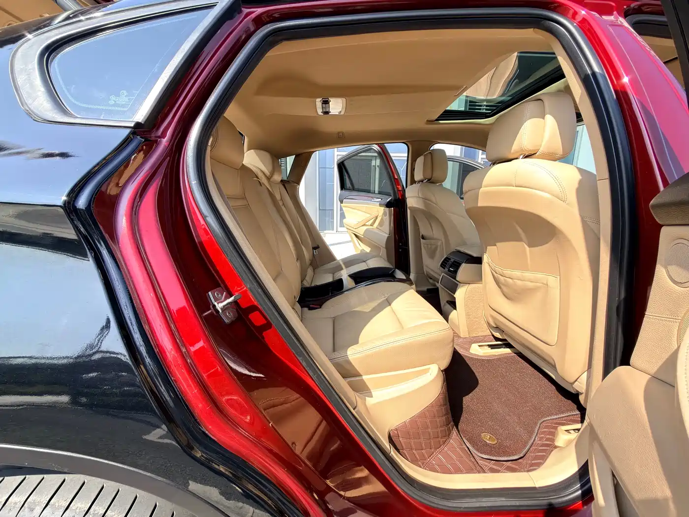 BMW X6 2012 xDrive35i фото 8