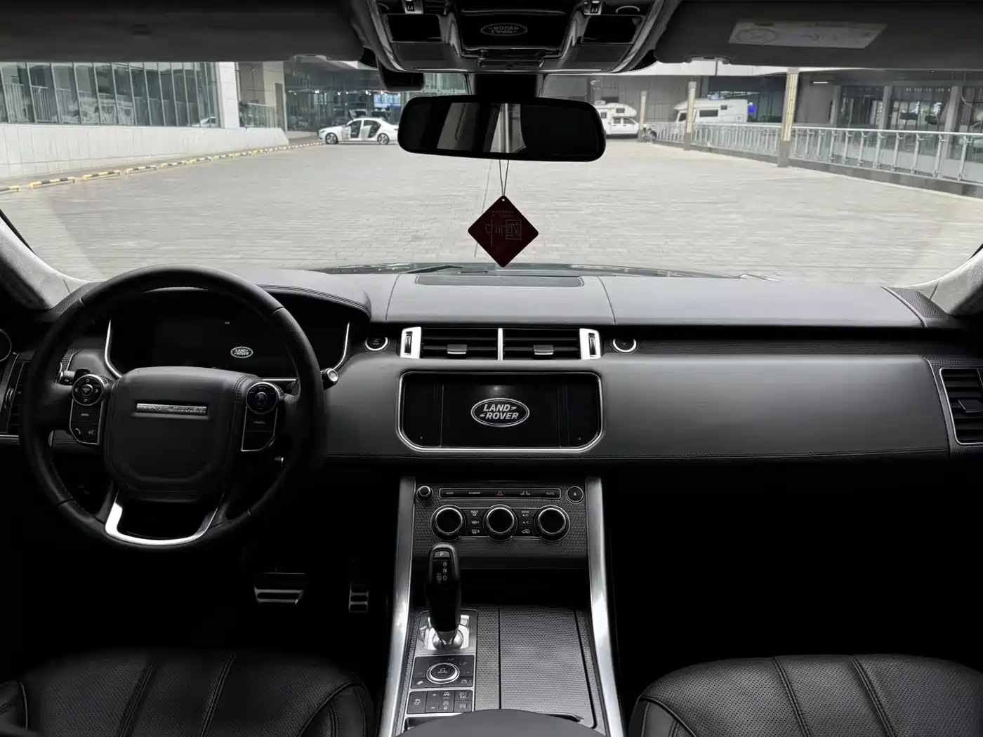 Land Rover Range Rover Sport 2014 5.0 SC V8 Dynamic Genesis Edition фото 4