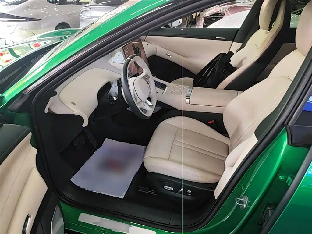 Xiaomi Auto Xiaomi YU7 2025 Extended Range RWD Edition фото 16