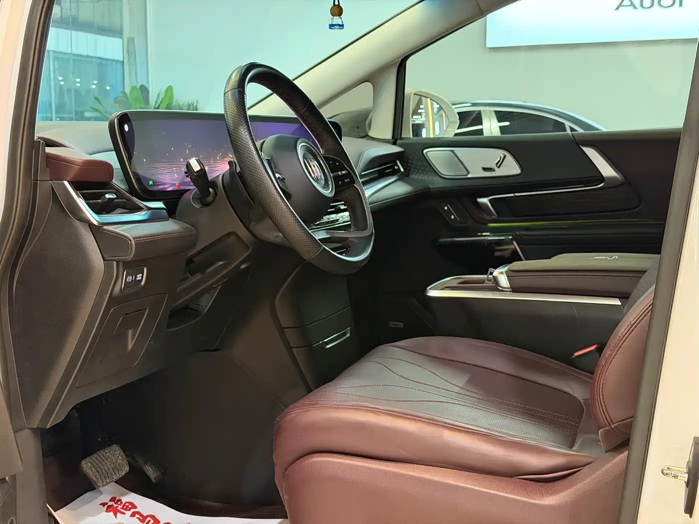 Buick Century 2023 2.0T 6-Seat World Edition фото 6