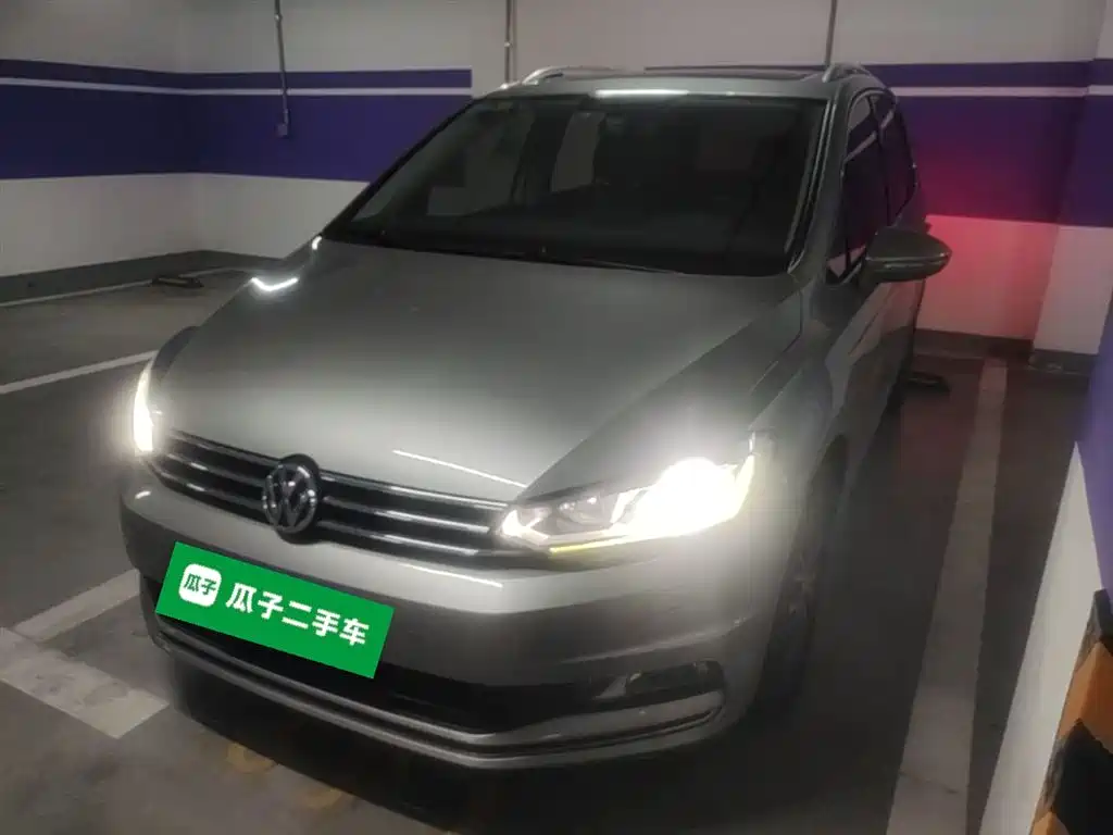 Volkswagen Touran 2016 Touran L 330TSI DSG Luxury