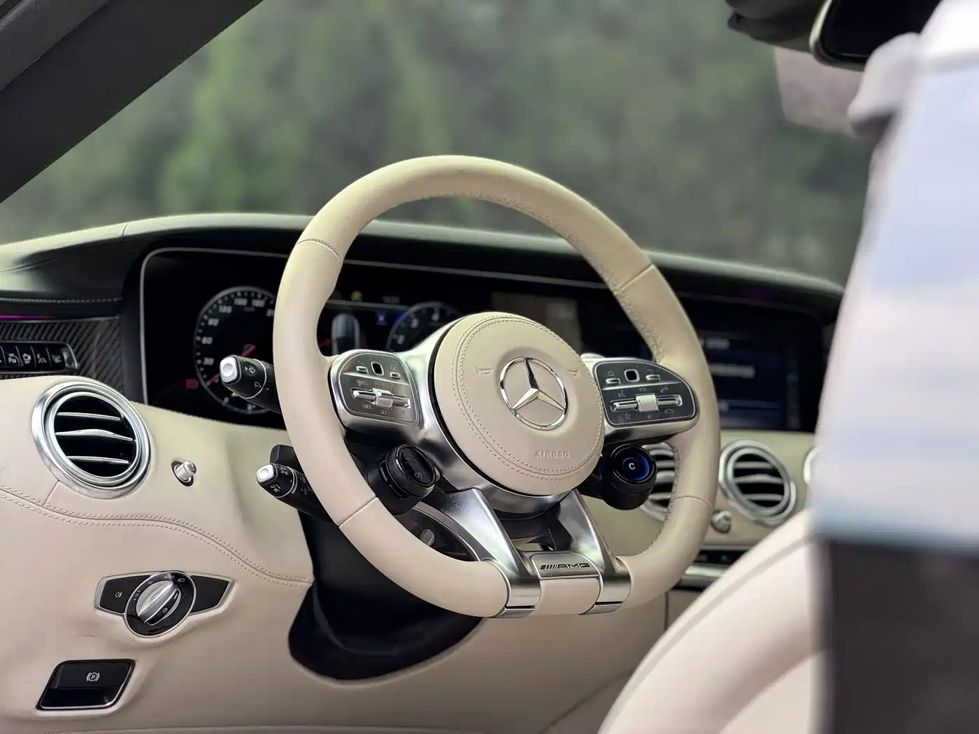 Mercedes-Benz S-Class AMG 2015 AMG S 63 4MATIC Coupe фото 13